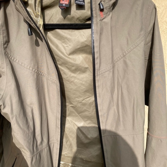 Women's Chrome Industries Camo LS Hooded Jacket M Windbreaker Full Zip Nylon - Picture 10 of 12